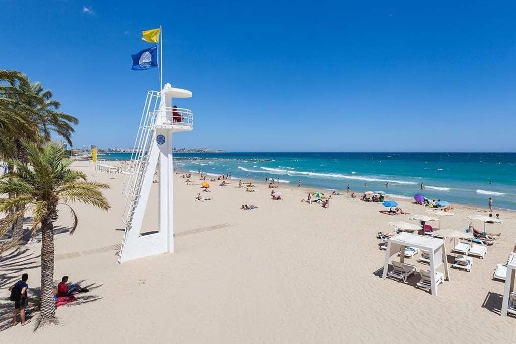 Apartamento De Diseno Centrico A 5 Min De Playa 阿利坎特 外观 照片